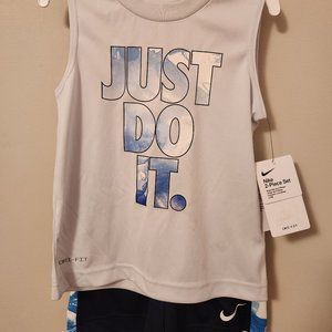 Nike Dri-Fit Boys 4T 2 Piece Set